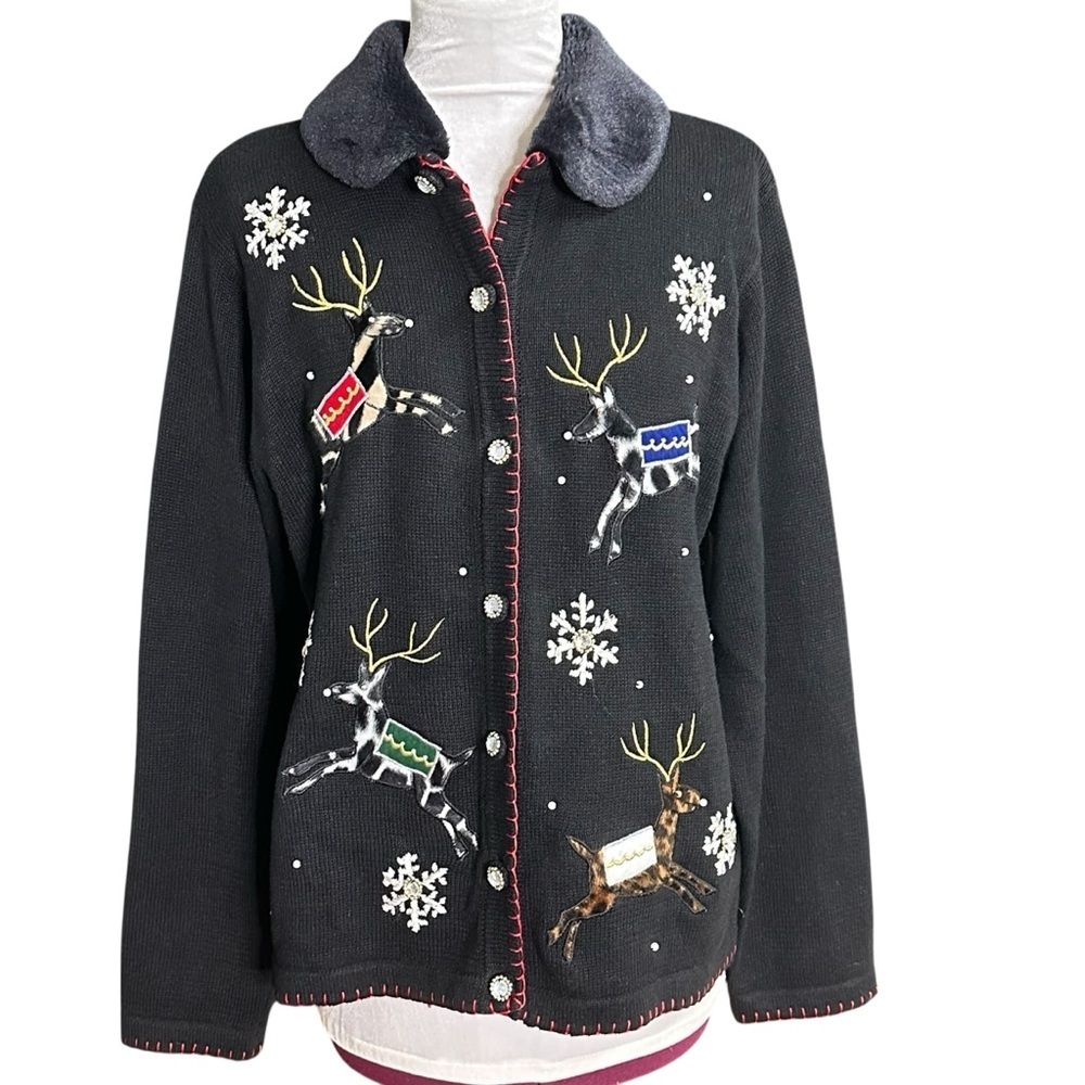 Victoria Jones Christmas Reindeer Cardigan. Size Medium